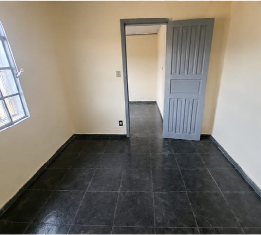Barracão 50 m² para Aluguel no Alto dos Pinheiros, Belo Horizonte — foto 3 de 9