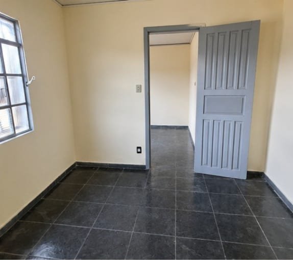 Barracão 50 m² para Aluguel no Alto dos Pinheiros, Belo Horizonte — foto 5 de 9